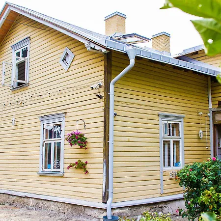 Casa de hóspedes Marta 8 - House & Garden