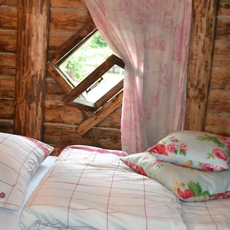 Marta 8 - House & Garden 2*