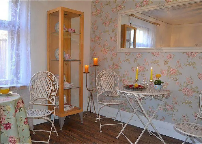 Pensionat Marta 8 - House & Garden Tallinn