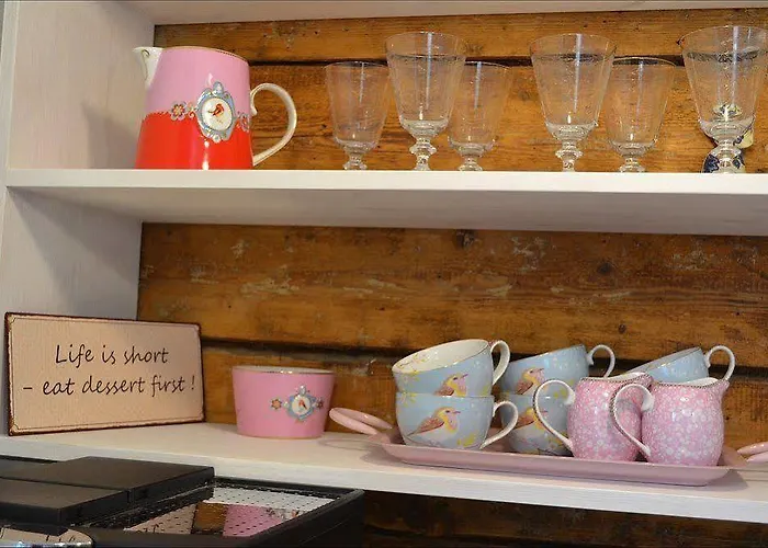 게스트하우스 Marta 8 - House & Garden 탈린