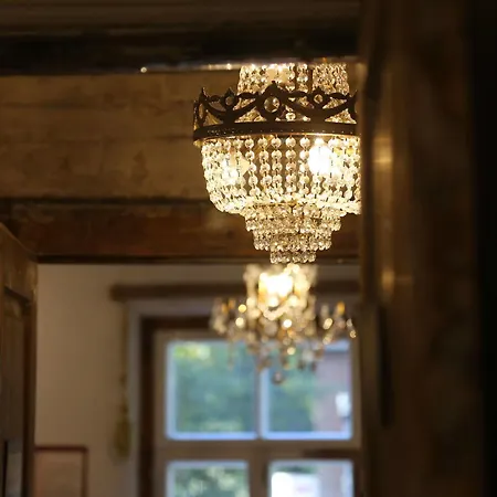 Marta 8 - House & Garden ゲストハウス 2*